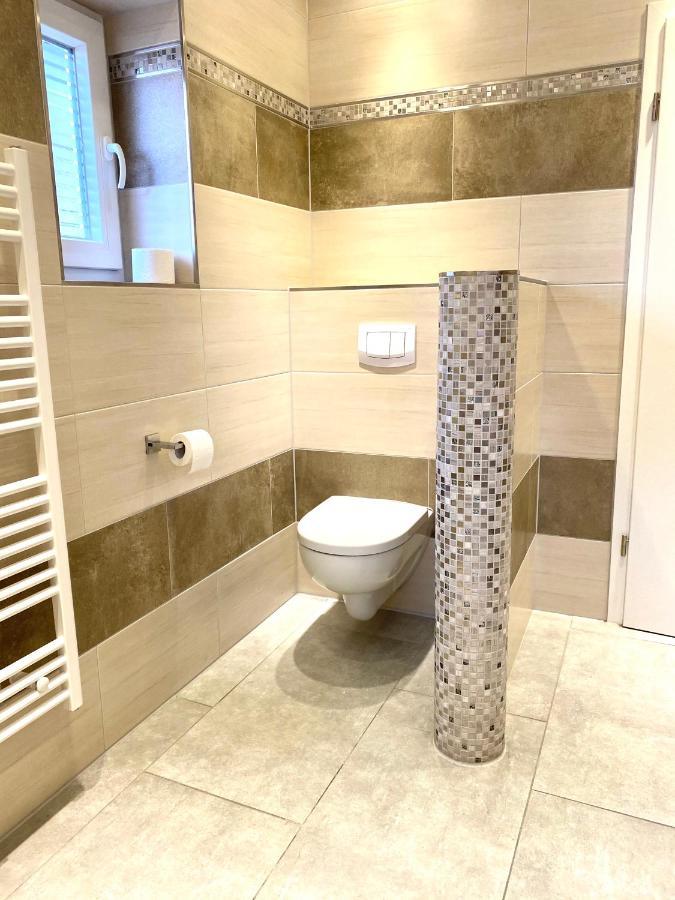 Schoene Ferienwohnung Mit Grossem Garten Φλένσμπουργκ Εξωτερικό φωτογραφία